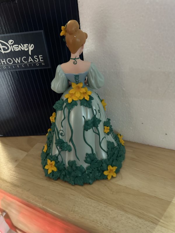 Figurine botanique de Cendrillon – Image 2